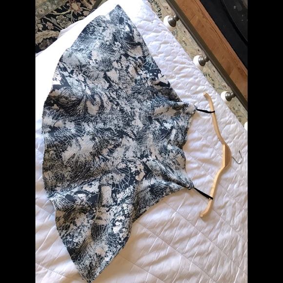 BCBG Max Azria Small A-Line Mini Skirt - Picture 2 of 5